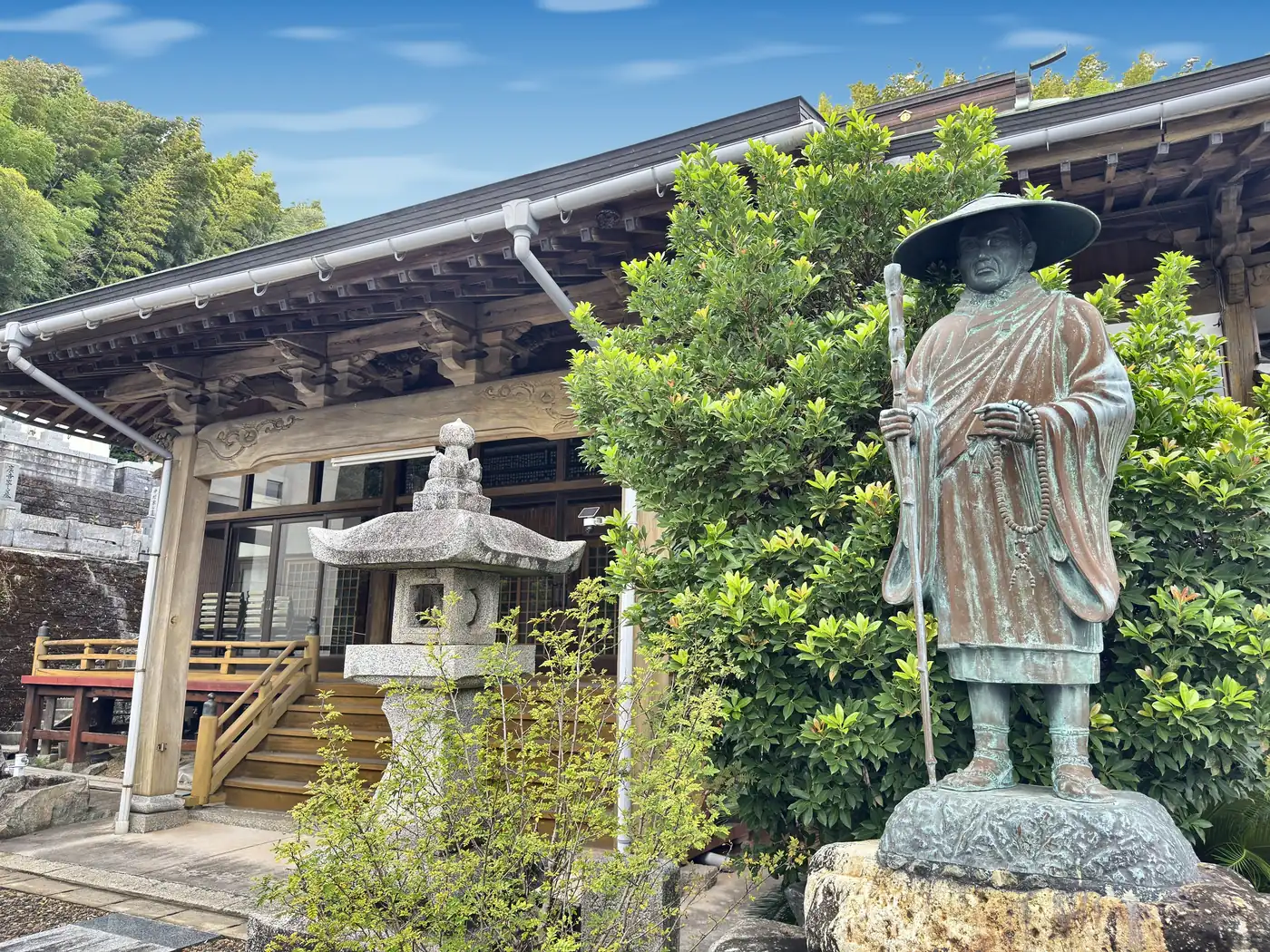 専教寺 親鸞聖人像